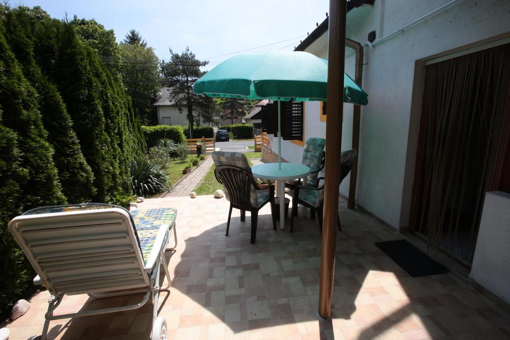 Lonci Apartman ซาลาคาโรส ภายนอก รูปภาพ